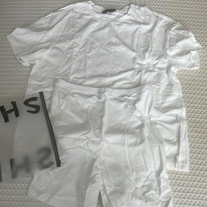 SHEIN 2 pc oversized tee and biker shorts, co ord set white size M